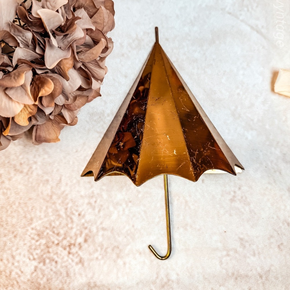 Brass Umbrella Wall Decor